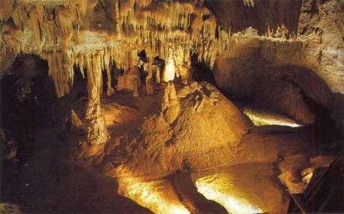 GROTTES DES MOIDONS